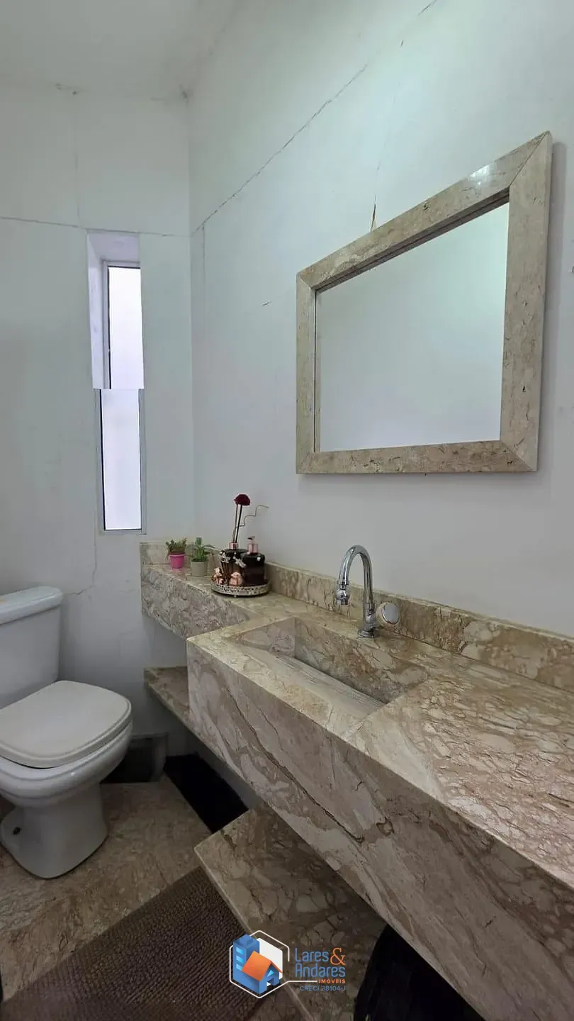 Imagem Casa Impecável com piscina de borda e vista infinita, um refúgio bem localizado no Portal Roselândia, Cotia, SP