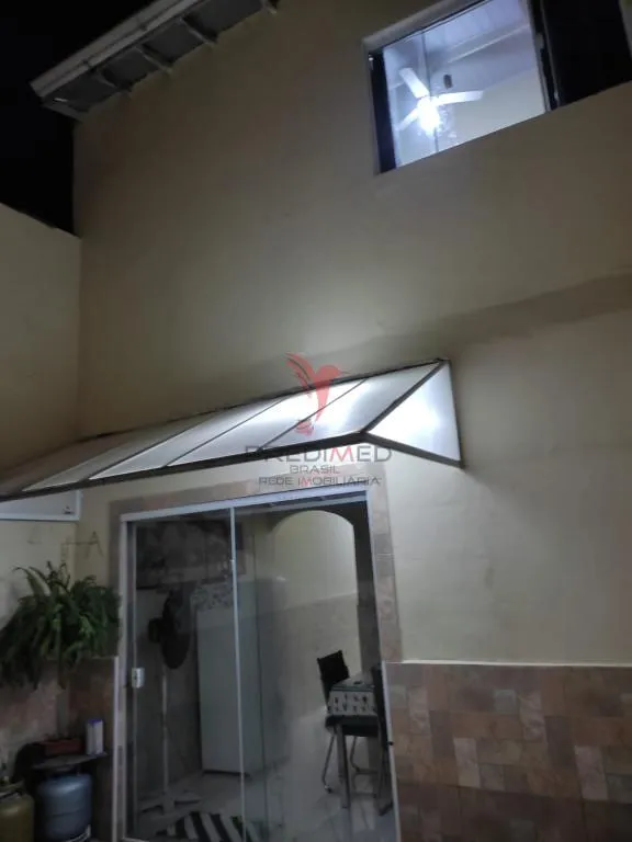 Imagem Casa com 5 Quartos , garagem, sacada e quintal, no Bairro Pedregulho. Guaratinguetá