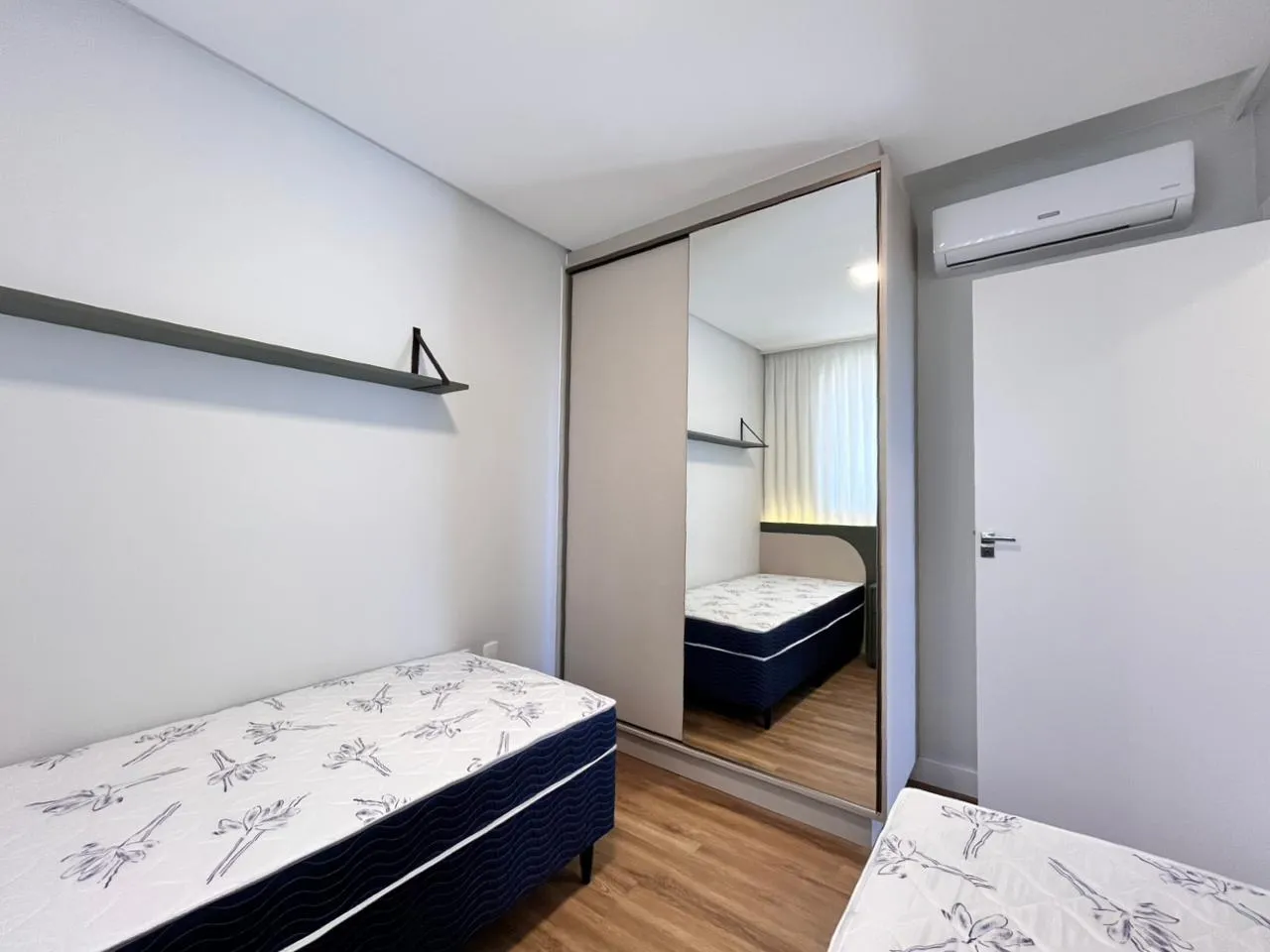 Imagem Apartamento com vista para o mar à venda com 70m2 por R$ 1.080.000,00