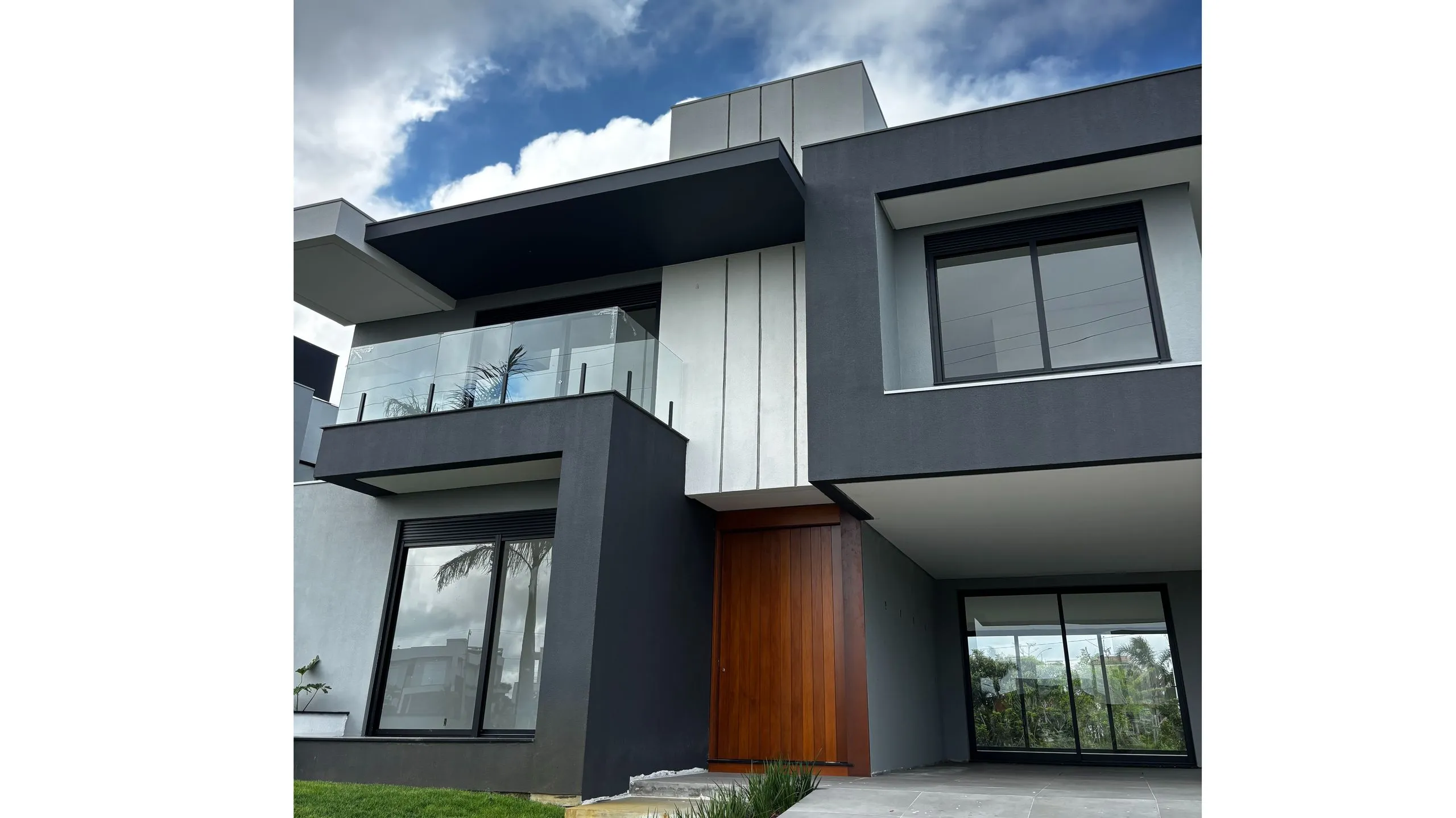 Foto do imóvel Casa à venda em Torres, Itapeva, com 4 quartos, 324.6m2