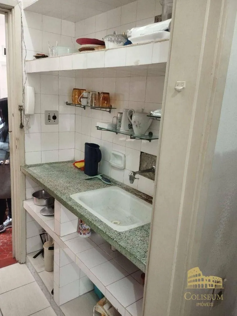 Imagem Kitnet com 1 dormitório à venda, 22 m² por R$ 158.000,00 - Vila Assunção - Praia Grande/SP