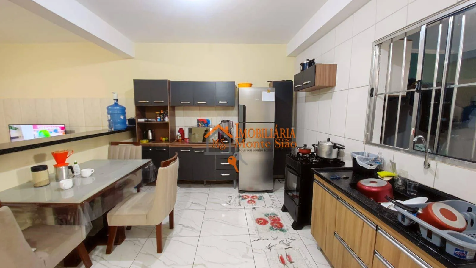 Imagem Sobrado à venda com 3 casas, 250 m² por R$ 450.000 - Parque Primavera - Guarulhos/SP