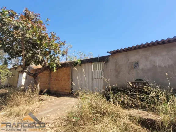 Imagem OPORTUNIDADE ÚNICA TERRENO DE ESQUINA À VENDA