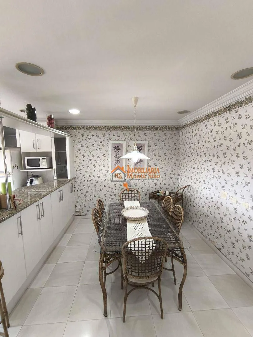 Imagem Sobrado com 3 dormitórios à venda, 450 m² por R$ 2.800.000,00 - Jardim Maia - Guarulhos/SP