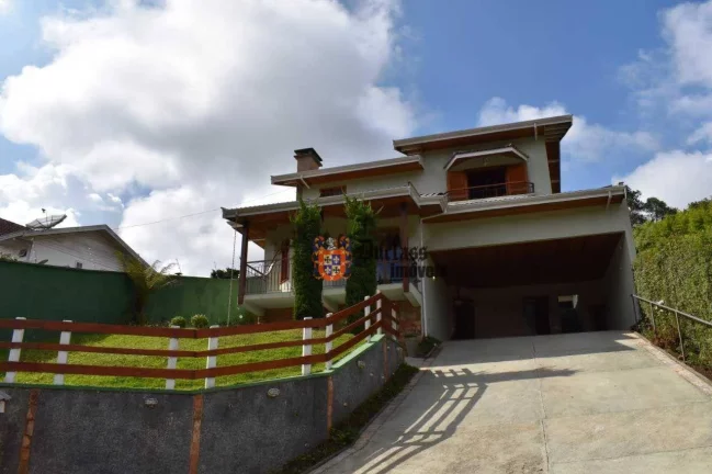 Imagem Casa com 3 dormitórios à venda, 285 m² por R$ 1.250.000,00 - Jardim Toriba - Campos do Jordão/SP
