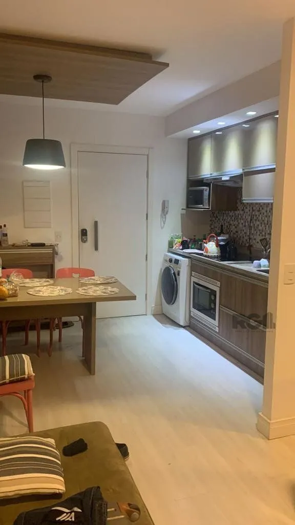 Imagem Loft mobiliado, com 38,69 privativo com 1 box perto da PUC-RS no bairro Jardim Botânico em Porto Alegre.