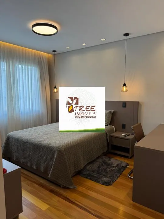 Imagem VENDA DE SOBRADO NO IBIRAPITANGA, EM SANTA ISABEL/SP, 375m² com 4 suítes, cozinha completa, piscina, jacuzzi, área gourmet e 6 vagas. CONSULTE-NOS.