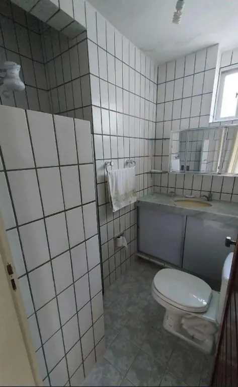 Imagem Apartamento amplo com 130 m² em Tambaú, 3 quartos, home office, varanda e localização estratégica na orla de João Pessoa..