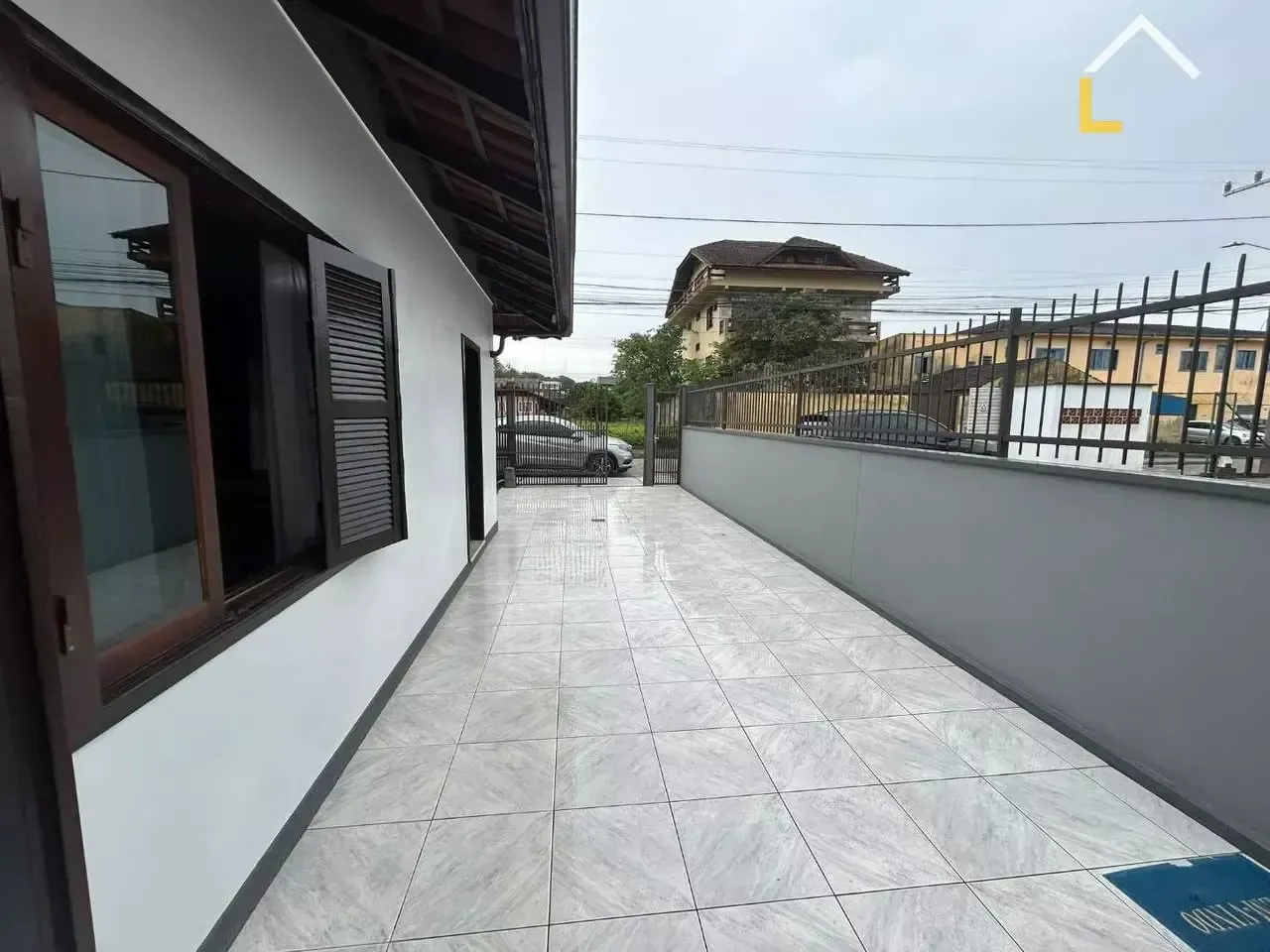 Imagem Casa com 2 Quartos à Venda, 195 m² em Floresta - Joinville