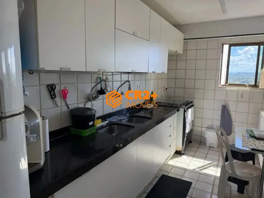 Imagem Vendo excelente apartamento beira mar de Candeias com 3 quartos e 2 vagas de gar