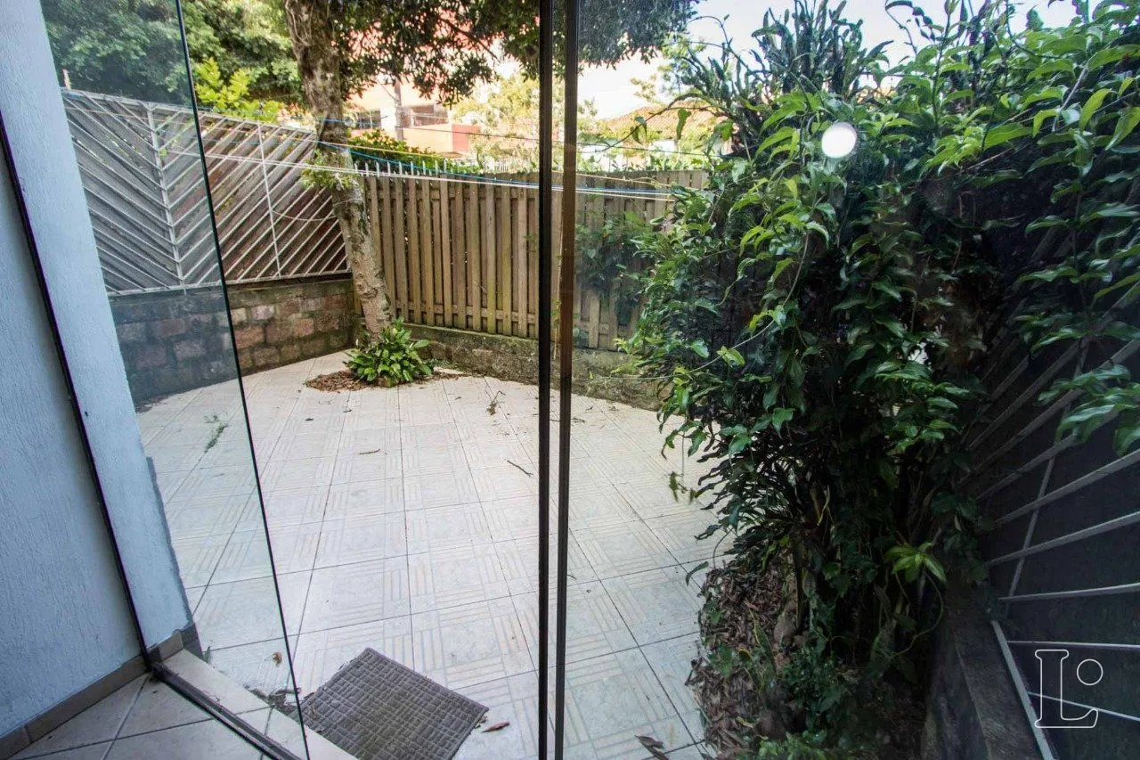 Imagem Excelente casa em condomínio fechado -Bairro Cristal