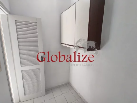 Imagem APARTAMENTO DE 2 DORMITÓRIOS COM DEPENDÊNCIA COMPLETA DE EMPREGADA NO BAIRRO DO EMBARÉ EM SANTOS (SP) POR R$.470.000,00