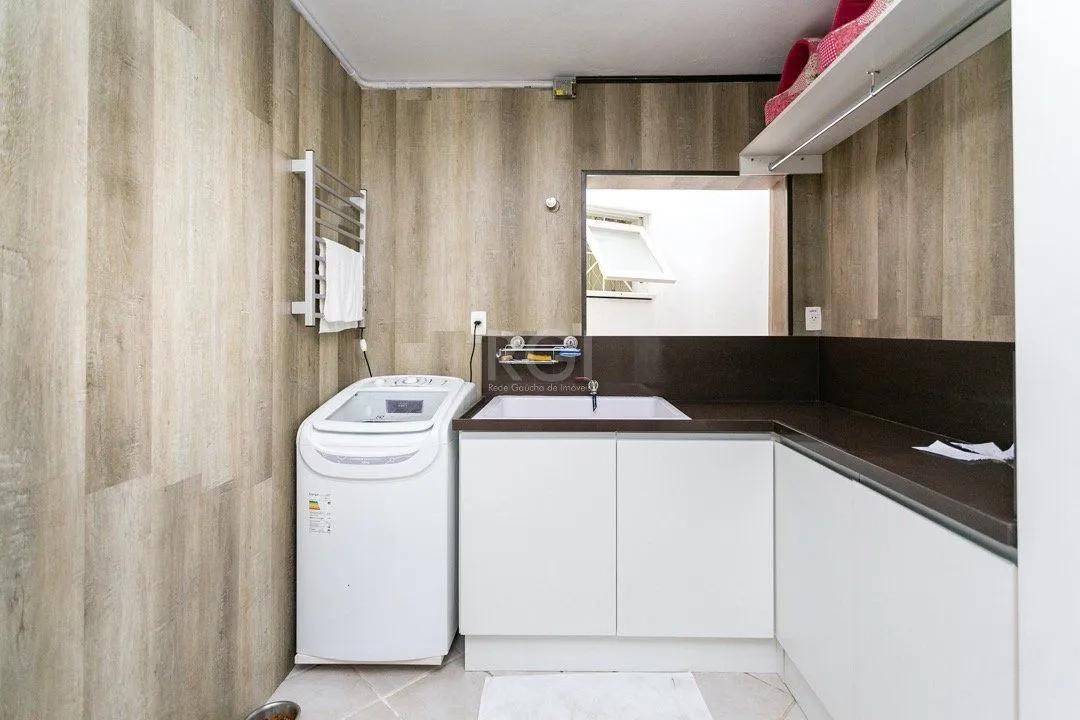 Imagem Casa para Venda - 288.88m², 3 dormitórios, sendo 3 suites, 4 vagas - Vila Conceição
