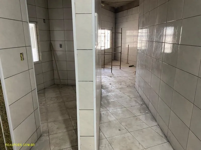 Imagem Salão Comercial para Locação em NOVA IGUAÇU, Posse, 2 banheiros