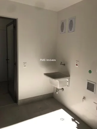 Imagem APARTAMENTO 143m² - 3 DORMITÓRIOS - 2 VAGAS - CAMPO BELO
