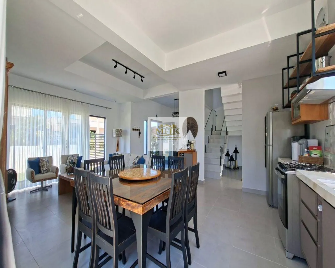 Imagem Casa com 4 quartos à venda no Atami ,SOBRADO, CASA NO LITORAL