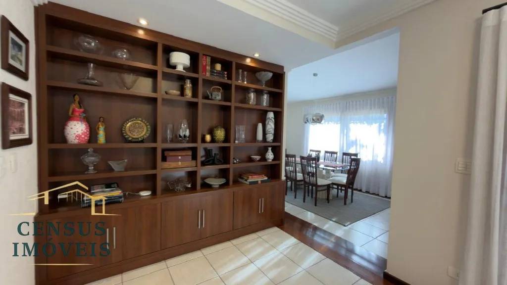 Foto do imóvel: Belíssima casa à venda com 4 quartos, no Condomínio Marambaia em Vinhedo. em Condomínio Marambaia