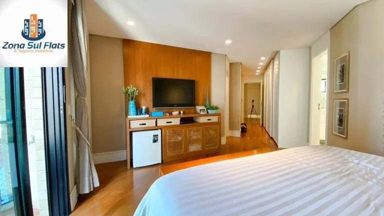 Imagem Apartamento à Venda Em Moema Com 3 Suítes e 3 Vagas - 326m