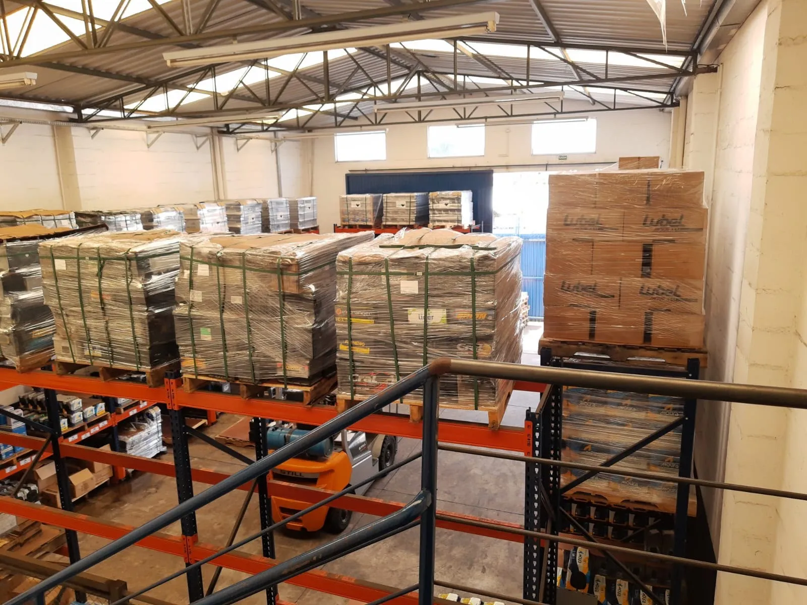 Imagem Galpão de 540 m² para alugar próximo ao CEAGESP, em Sorocaba, com mezanino e terreno de 500 m²