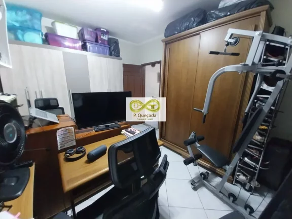 Imagem Casa disponível para venda, com 03 quartos e 02 banheiros!