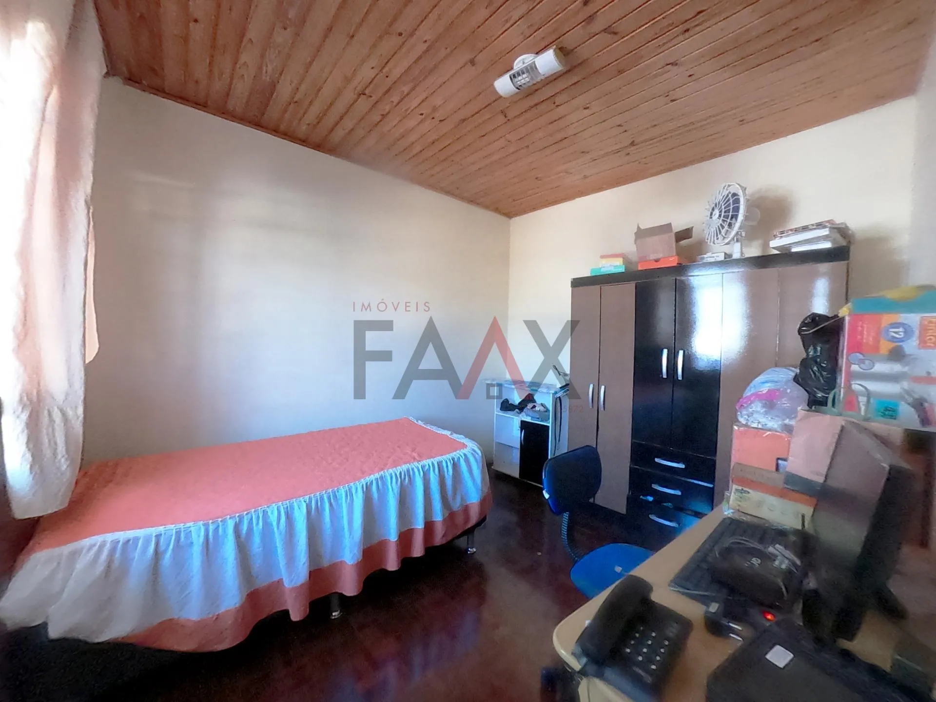 Imagem Casa a venda com terreno de 600m localizado no bairro dos Estados em Guarapuava