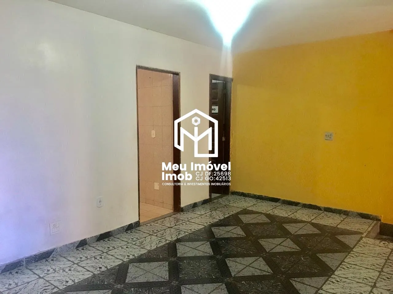 Imagem Casa Sobrado 7 Quartos 2 Suítes 3 Vagas 380m² Samambaia/DF