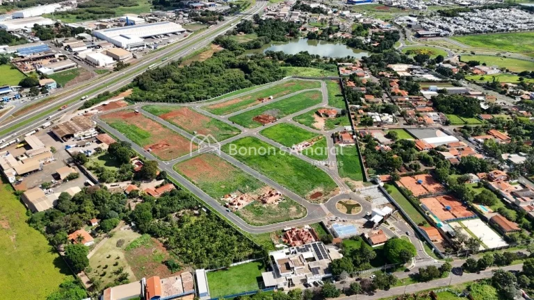 Imagem Terreno à venda no Condomínio Luiza, em Paulínia, com 308 metros quadrados e topografia plana, id...