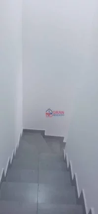 Imagem Sobrado com 3 dormitórios à venda em Curitiba