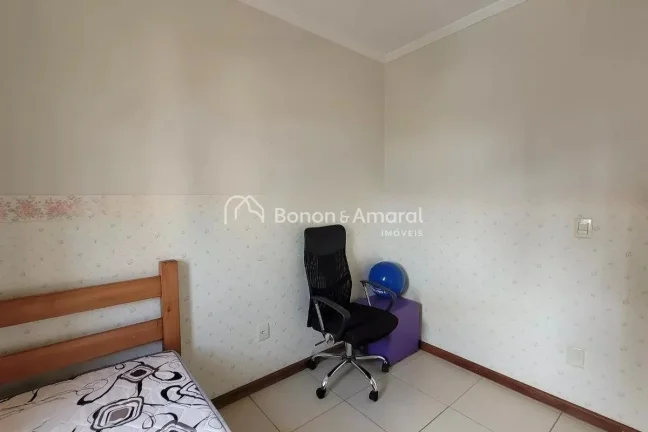 Imagem Localizado em Campinas, este apartamento oferece uma excelente oportunidade para quem busca conforto...