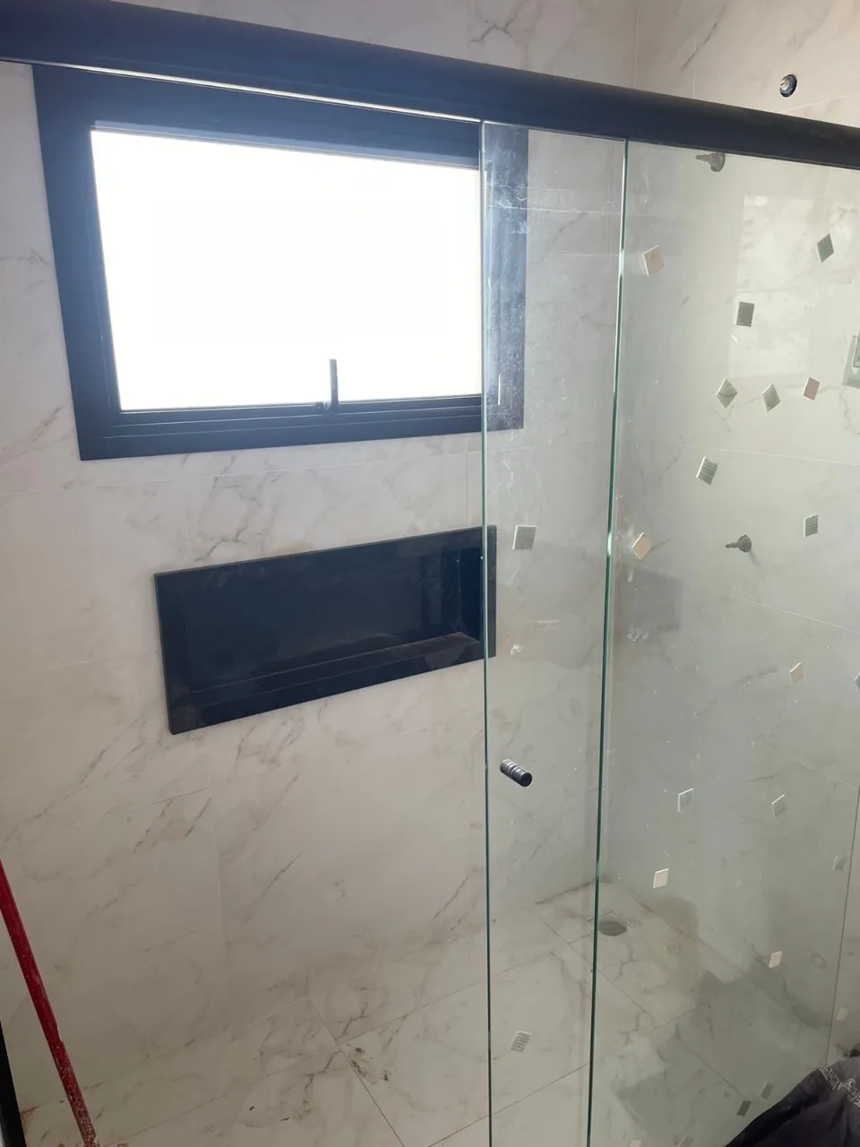 Imagem Espetacular Casa à Venda em Porto Feliz-SP: 3 Quartos, 3 Suítes, 2 Salas, 4 Banheiros e 200m² de Área