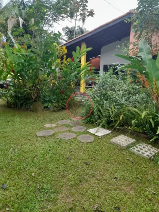 Imagem Casa com 3 quartos , + 1casa de com 2 quartos, terreno de 1020 metros, próximo a praia (200METROS) e de todo comércio local