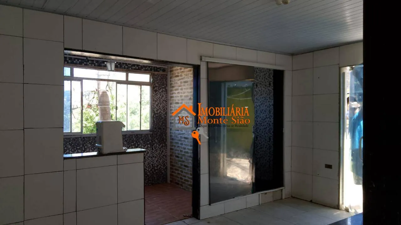 Imagem Sobrado com 5 dormitórios à venda, 200 m² por R$ 240.000,00 - Jardim Fortaleza - Guarulhos/SP