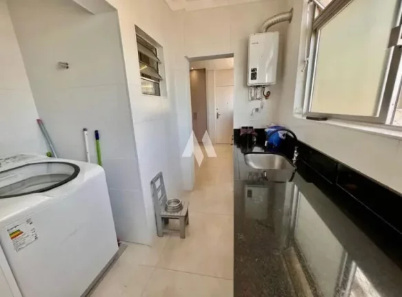 Imagem Apartamento à venda no bairro Embaré