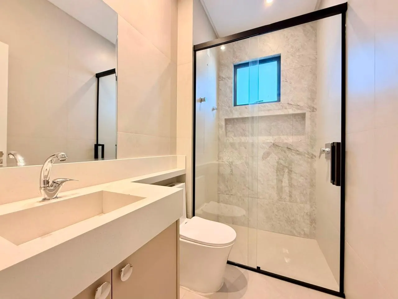 Imagem Apartamento à venda com 124.1m2 por R$ 2.450.000,00