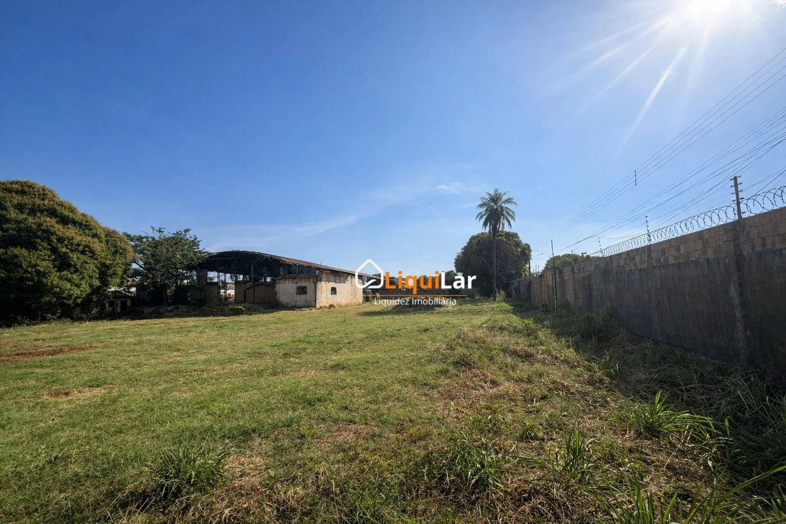 Imagem Área à venda na Av. Marechal Deodoro com 6.480 m² em localização estratégica no Guanandi