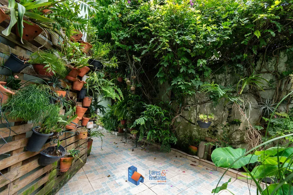 Imagem Casa para venda em Vila das Mercês com 4 quartos, sendo 1 suíte, 263m²