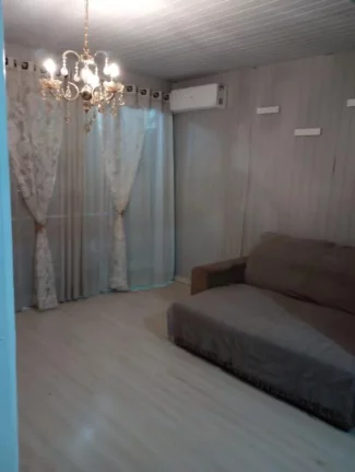 Imagem Casa para Venda em Concórdia, Centro, 3 dormitórios, 1 suíte, 2 banheiros