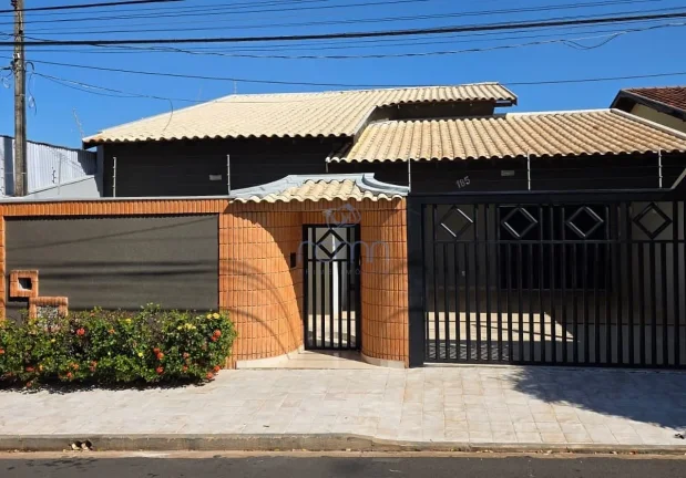Imagem Jardim Caparroz - Casa com área gourmet e edícula