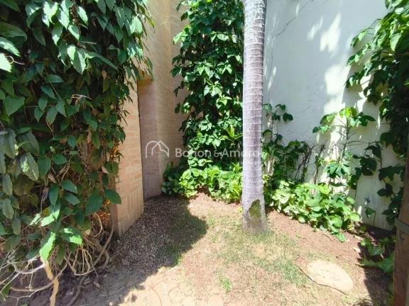 Imagem Casa a venda chapadao, projetada por arquiteta, espaço, aconchego e cara de casa de fazenda
Em fren...
