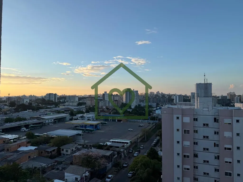 Imagem Oportunidade!!
Apartamento 2 dormitórios, semimobiliado, com vaga, elevador e infra. Piso laminado,...