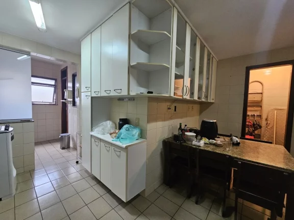 Imagem Apartamento de 3 quartos (sendo 1 suite com varanda e 1 quarto revertido) em Agriões, Teresópolis RJ