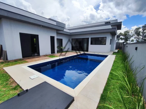 Imagem Casa térrea com 3 suítes e mobiliada - Ninho Verde 1