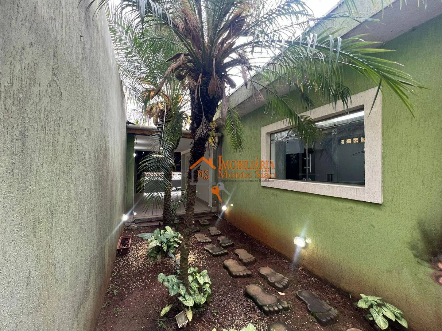 Imagem Casa com 4 dormitórios à venda, 240 m² por R$ 899.000,00 - Jardim Bela Vista - Guarulhos/SP