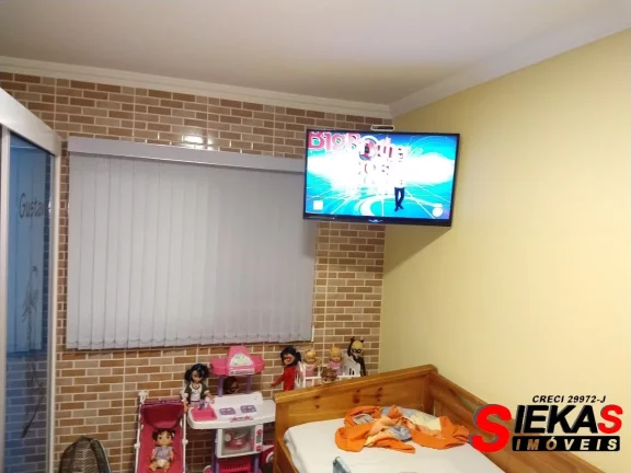 Imagem Imperdível oportunidade de adquirir sua casa na Vila Carmosina, São Paulo-SP - 2 quartos, 1 sala, 2 banheiros, 2 vagas - 89m²!