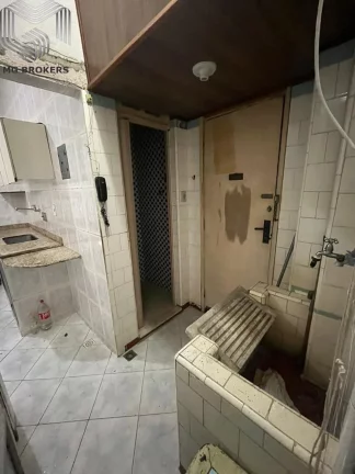 Imagem Apartamento à venda no Centro do Rio de Janeiro-RJ: 3 quartos, 1 suíte, 2 salas, 103,00 m² de área!
