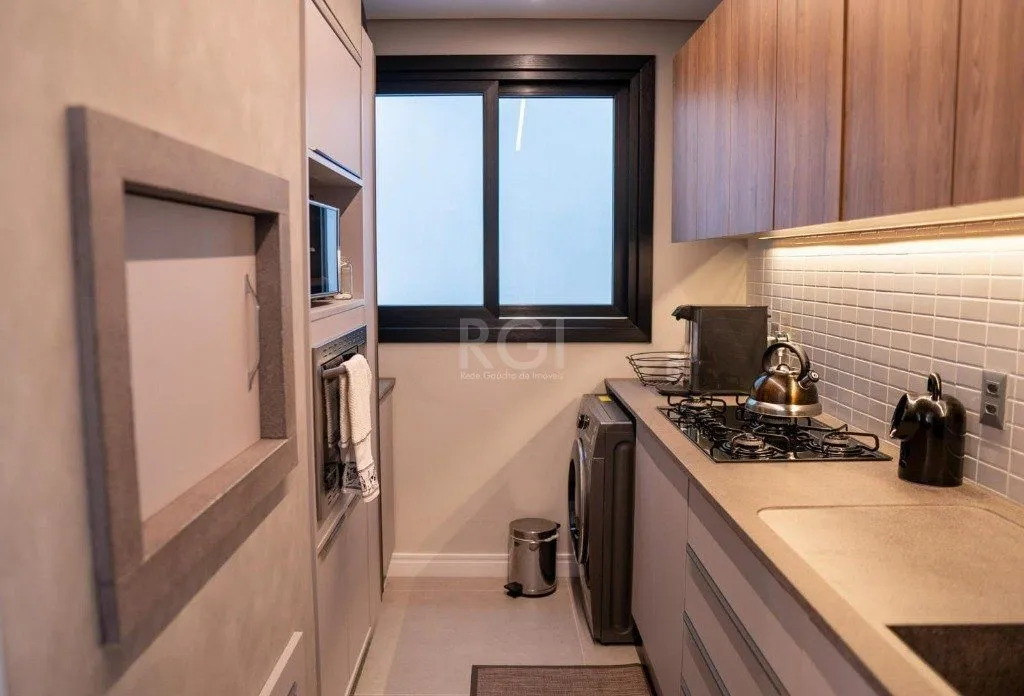 Imagem Apartamento para Venda - 81.57m², 2 dormitórios, sendo 1 suites, 2 vagas - Centro