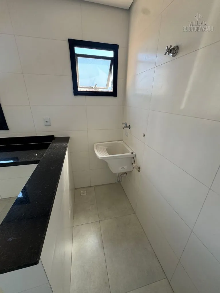 Imagem Seu Novo Sobrado Espera por Você! Conforto, Espaço e Qualidade de Vida