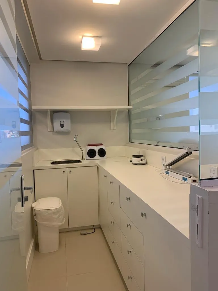 Imagem Sala comercial à venda em Torres, Centro, 49.06m2