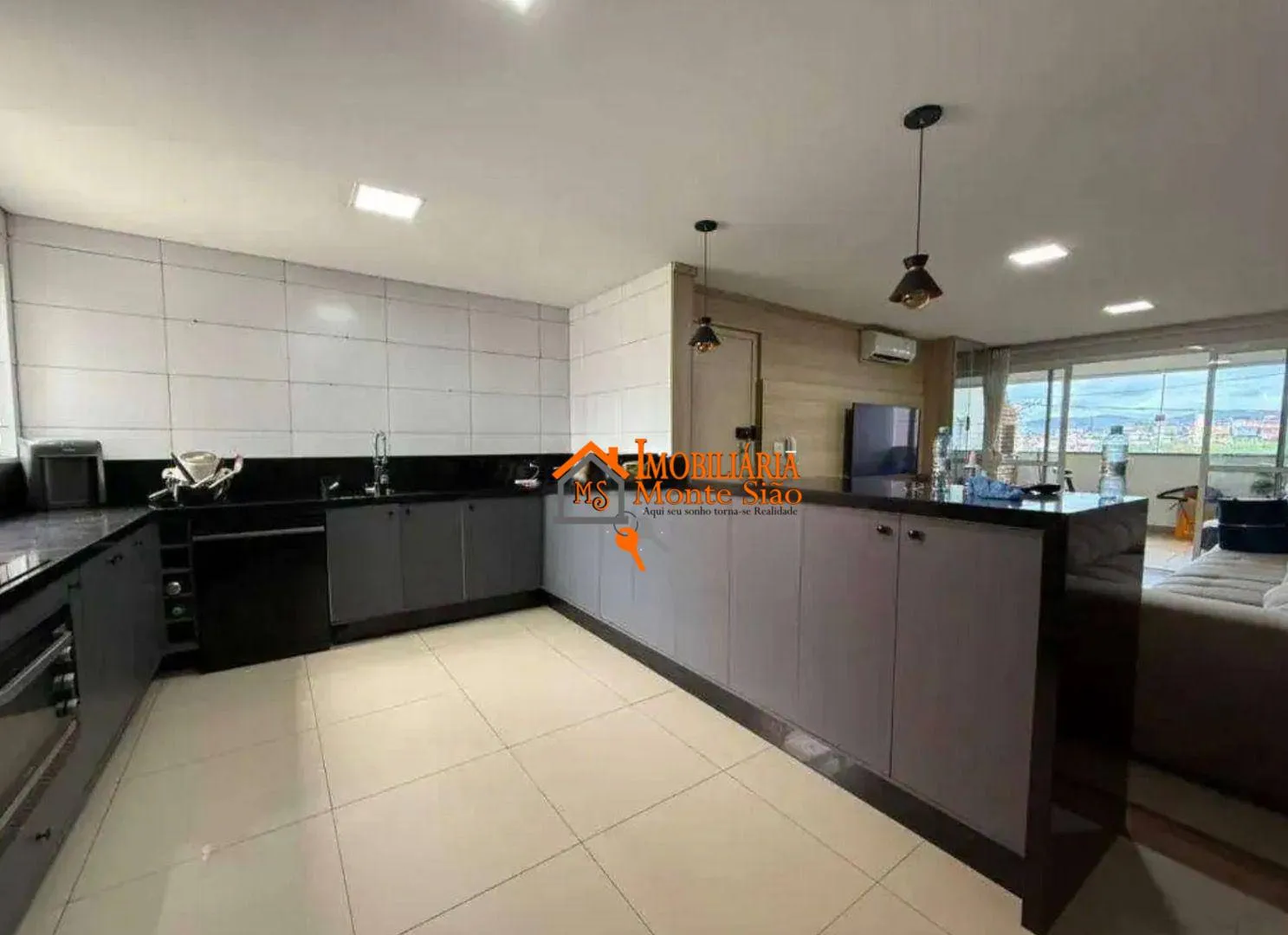 Imagem Sobrado com 3 dormitórios à venda, 228 m² por R$ 640.000,00 - Continental II - Guarulhos/SP