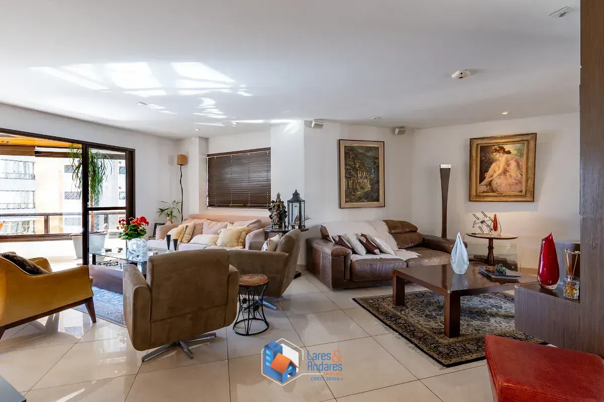 Foto do imóvel Apartamento para venda em Perdizes com 4 quartos, sendo 2 suítes, 245m² em Rua Aimberê